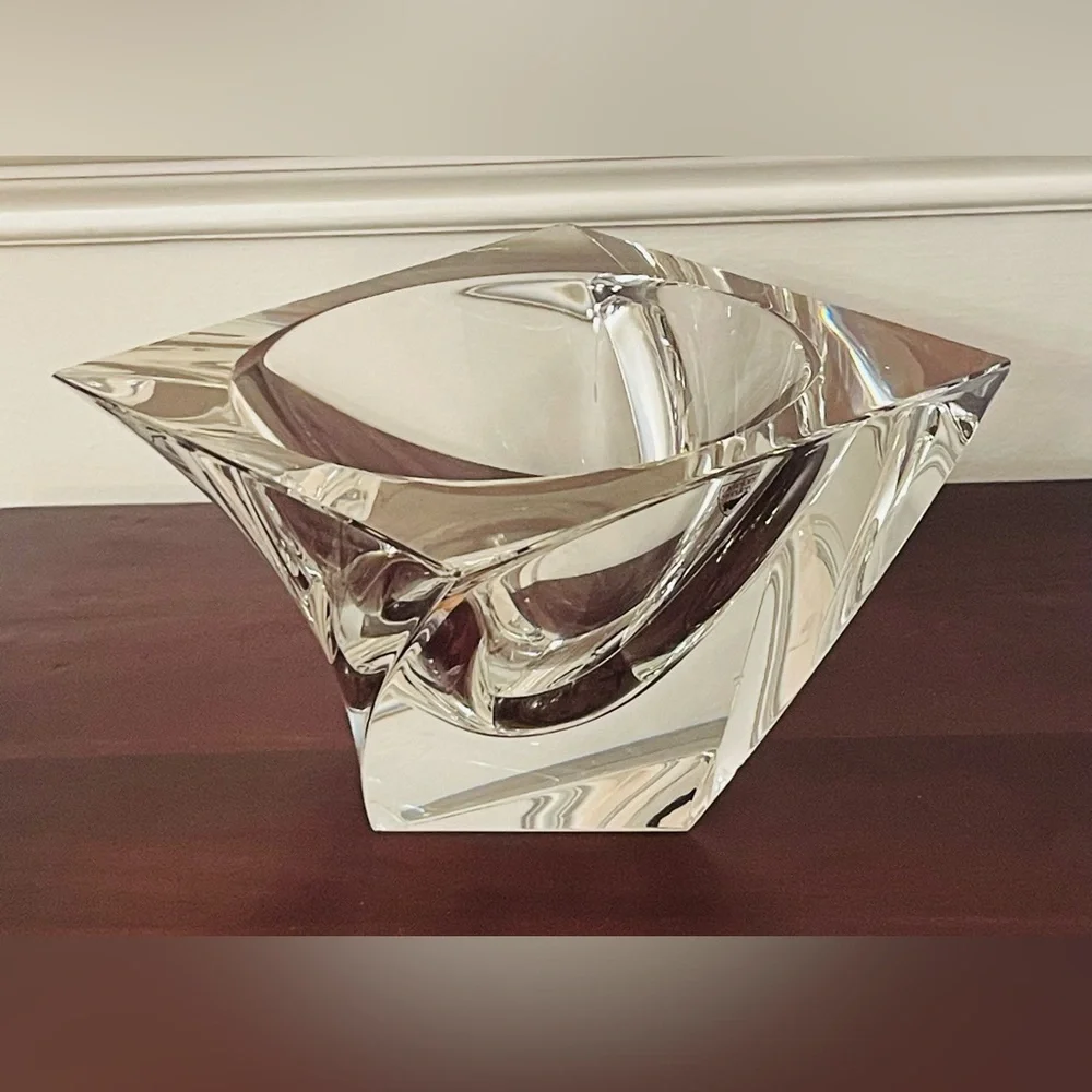 Stunning Vintage Orrefors Sweden Mid-Century Crystal Tornado Heavy Bowl 7 Inch